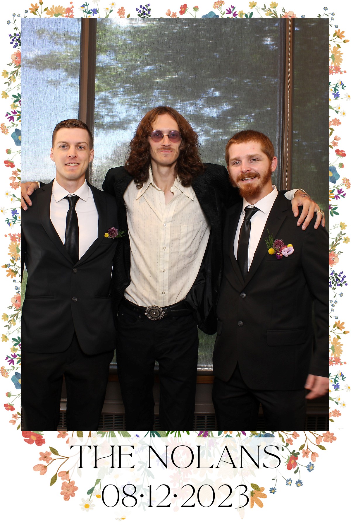 MKE Booths wedding photo