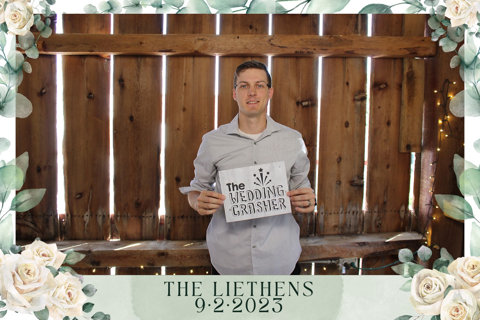 MKE Booths wedding photo